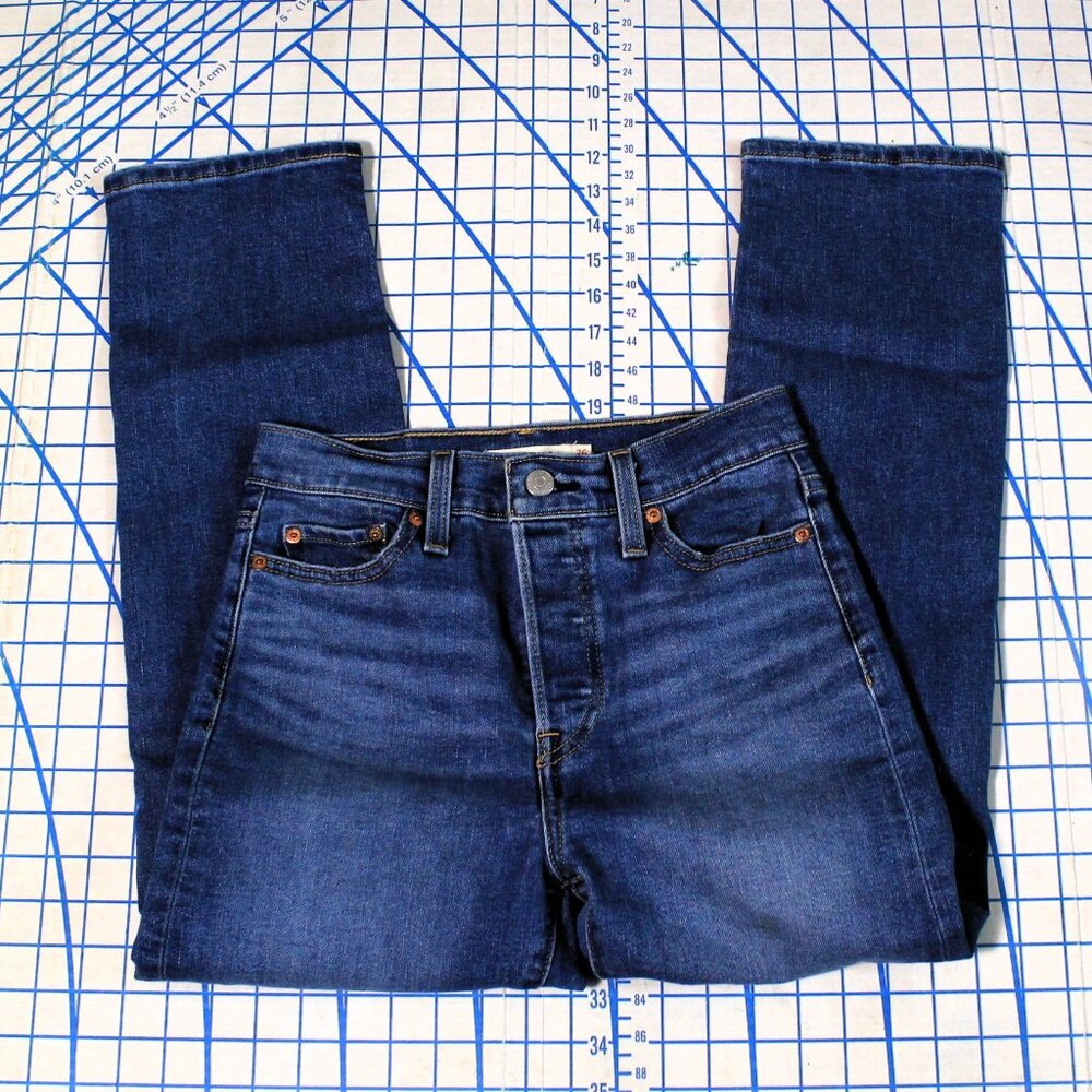 Levi's Wedgie Straight Button Fly High Rise Distressed Knee Ankle Jeans, 26
